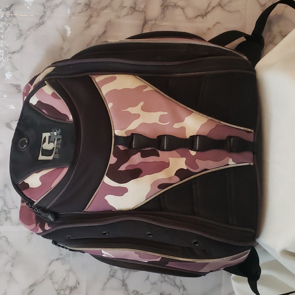 Mobile edge Camo GPak backpack